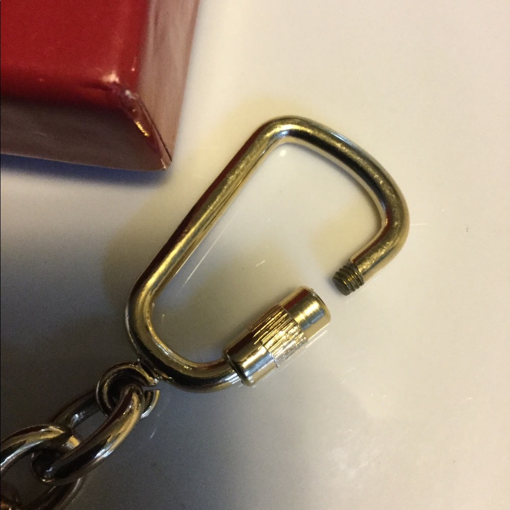 Salvatore Ferragamo Keychain 100% Authentic Unisex - Picture 5 of 8